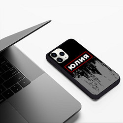 Чехол iPhone 11 Pro матовый Юлия - в красной рамке на темном, цвет: 3D-черный — фото 2