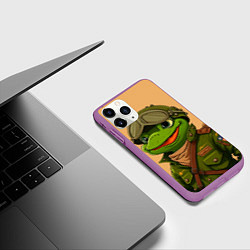 Чехол iPhone 11 Pro матовый Лягушонок Пепе лётчик, цвет: 3D-фиолетовый — фото 2