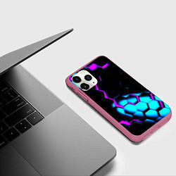 Чехол iPhone 11 Pro матовый Неоновая броня fortnite, цвет: 3D-малиновый — фото 2