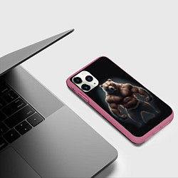 Чехол iPhone 11 Pro матовый Сильный медведь спортсмен, цвет: 3D-малиновый — фото 2