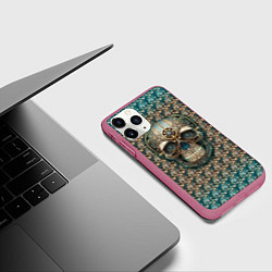 Чехол iPhone 11 Pro матовый Череп в стиле стимпанк, цвет: 3D-малиновый — фото 2