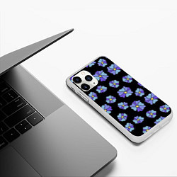 Чехол iPhone 11 Pro матовый Дудл цветы на черном - паттерн, цвет: 3D-белый — фото 2