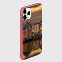 Чехол iPhone 11 Pro матовый Мирный город на воде и тучи, цвет: 3D-малиновый — фото 2