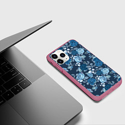 Чехол iPhone 11 Pro матовый Голубые розы паттерн, цвет: 3D-малиновый — фото 2
