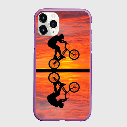 Чехол iPhone 11 Pro матовый Велосипедист в отражении / 3D-Фиолетовый – фото 1