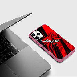 Чехол iPhone 11 Pro матовый Кибер - ведьмак, цвет: 3D-малиновый — фото 2
