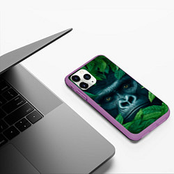 Чехол iPhone 11 Pro матовый Горилла в кустах, цвет: 3D-фиолетовый — фото 2