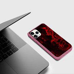 Чехол iPhone 11 Pro матовый Красный дракон - иероглифы, цвет: 3D-малиновый — фото 2