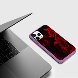 Чехол iPhone 11 Pro матовый Красный дракон - иероглифы, цвет: 3D-фиолетовый — фото 2