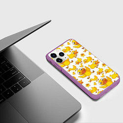 Чехол iPhone 11 Pro матовый Yellow ducklings, цвет: 3D-фиолетовый — фото 2