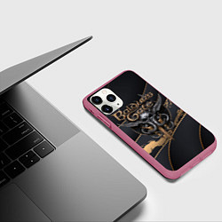 Чехол iPhone 11 Pro матовый Baldurs Gate 3 logo dark logo, цвет: 3D-малиновый — фото 2