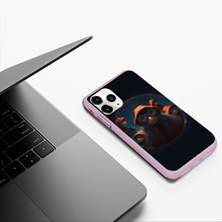 Чехол iPhone 11 Pro матовый Смотрящие через люк, цвет: 3D-розовый — фото 2