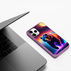 Чехол iPhone 11 Pro матовый Люминесцентный медведь гризли, цвет: 3D-фиолетовый — фото 2