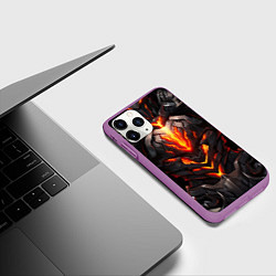 Чехол iPhone 11 Pro матовый Огненный доспех рыцаря Elden Ring, цвет: 3D-фиолетовый — фото 2
