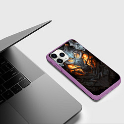 Чехол iPhone 11 Pro матовый Огненный доспех рыцаря Dark Souls, цвет: 3D-фиолетовый — фото 2