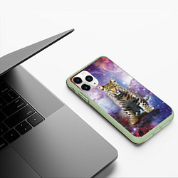 Чехол iPhone 11 Pro матовый Space leopard, цвет: 3D-салатовый — фото 2