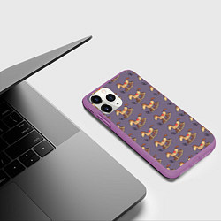 Чехол iPhone 11 Pro матовый Деревянные лошадки качалки, цвет: 3D-фиолетовый — фото 2