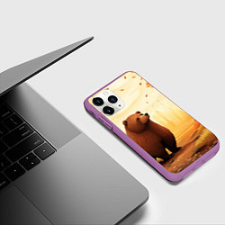 Чехол iPhone 11 Pro матовый Мишка в осеннем лесу фолк-арт, цвет: 3D-фиолетовый — фото 2