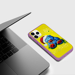 Чехол iPhone 11 Pro матовый Плюшевый Санта Клаус, цвет: 3D-фиолетовый — фото 2