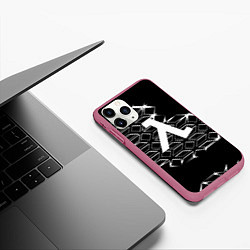 Чехол iPhone 11 Pro матовый Half life сетка города 17, цвет: 3D-малиновый — фото 2