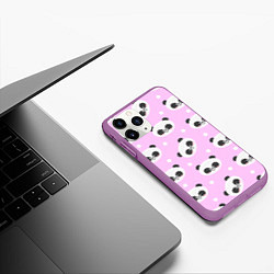 Чехол iPhone 11 Pro матовый Милая улыбающаяся панда, цвет: 3D-фиолетовый — фото 2