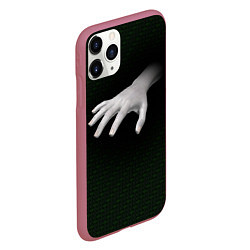 Чехол iPhone 11 Pro матовый Белая рука на плетёной текстуре, цвет: 3D-малиновый — фото 2