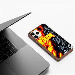 Чехол iPhone 11 Pro матовый Doom огненное лого, цвет: 3D-коричневый — фото 2