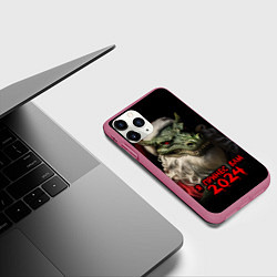 Чехол iPhone 11 Pro матовый Дракон Санта 2024, цвет: 3D-малиновый — фото 2