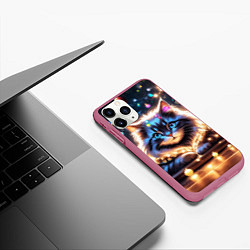 Чехол iPhone 11 Pro матовый Кот с гирляндой среди новогодних украшений, цвет: 3D-малиновый — фото 2