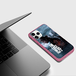 Чехол iPhone 11 Pro матовый Элли и Эбби tlou part 2 remake, цвет: 3D-малиновый — фото 2