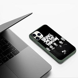 Чехол iPhone 11 Pro матовый Bring me the horizon - group, цвет: 3D-темно-зеленый — фото 2