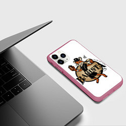 Чехол iPhone 11 Pro матовый Бариста, цвет: 3D-малиновый — фото 2