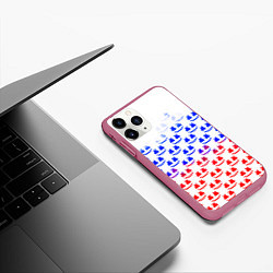 Чехол iPhone 11 Pro матовый Marshmello russia color, цвет: 3D-малиновый — фото 2