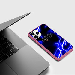 Чехол iPhone 11 Pro матовый Lord of the fallen steel storm, цвет: 3D-малиновый — фото 2