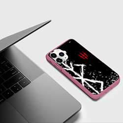 Чехол iPhone 11 Pro матовый Ведьмак - белые руны, цвет: 3D-малиновый — фото 2