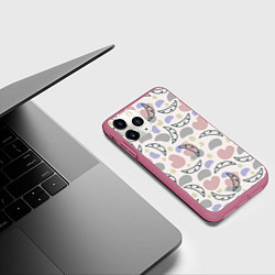 Чехол iPhone 11 Pro матовый Пятна и листья, цвет: 3D-малиновый — фото 2