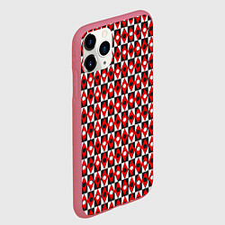 Чехол iPhone 11 Pro матовый Чёрно-белые ромбы и круги на красном фоне, цвет: 3D-малиновый — фото 2