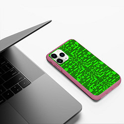 Чехол iPhone 11 Pro матовый Чёрные полосы на зелёном фоне, цвет: 3D-малиновый — фото 2