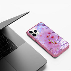 Чехол iPhone 11 Pro матовый Цветущая сакура на голубом фоне, цвет: 3D-малиновый — фото 2