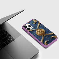 Чехол iPhone 11 Pro матовый Золотые узоры на синей ткани, цвет: 3D-фиолетовый — фото 2