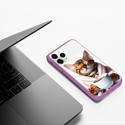 Чехол iPhone 11 Pro матовый Котик в халате, цвет: 3D-фиолетовый — фото 2