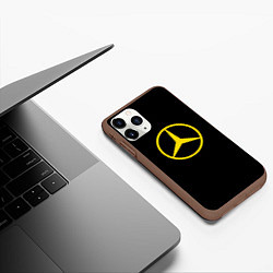 Чехол iPhone 11 Pro матовый Mercedes logo yello, цвет: 3D-коричневый — фото 2