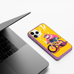 Чехол iPhone 11 Pro матовый Кот на велосипеде жёлтый фон, цвет: 3D-фиолетовый — фото 2