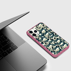 Чехол iPhone 11 Pro матовый Доги мем паттерн, цвет: 3D-малиновый — фото 2
