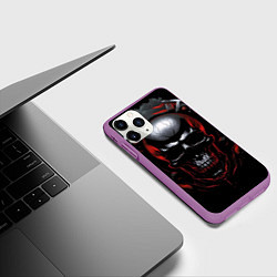 Чехол iPhone 11 Pro матовый Металлическо-красный череп, цвет: 3D-фиолетовый — фото 2
