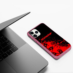 Чехол iPhone 11 Pro матовый Deathloop руки краска, цвет: 3D-малиновый — фото 2