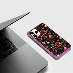 Чехол iPhone 11 Pro матовый Паттерн с новогодними украшениями, цвет: 3D-фиолетовый — фото 2