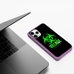 Чехол iPhone 11 Pro матовый Resident Evil8 toxic, цвет: 3D-фиолетовый — фото 2