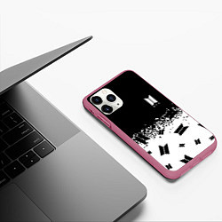 Чехол iPhone 11 Pro матовый Marshmello dj pattern краски, цвет: 3D-малиновый — фото 2