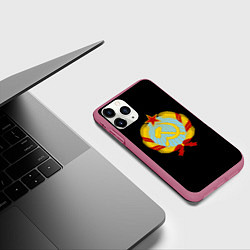 Чехол iPhone 11 Pro матовый Советский союз лого, цвет: 3D-малиновый — фото 2